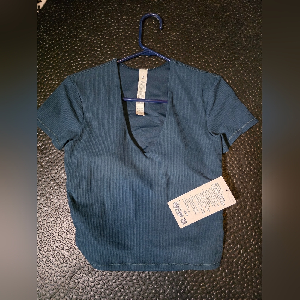 Nwt Lululemon All It Takes V Neck Tee B-D Rib Nulu Color Incb